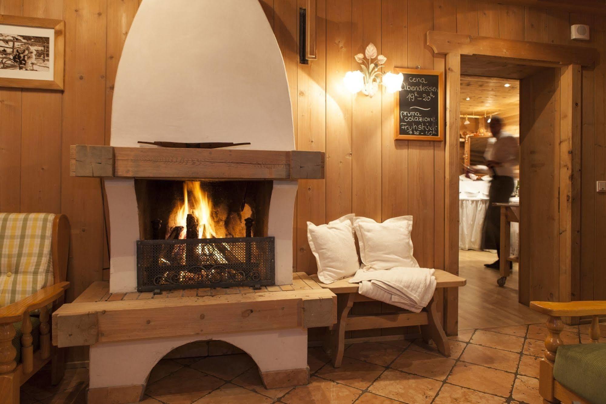 Dependance Hotel Mareo Dolomites San Vigilio Di Marebbe Ngoại thất bức ảnh